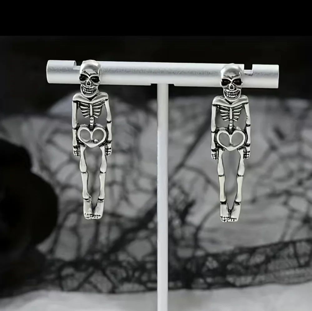 Skeleton Earrings Goldtone NIP - Picture 3 of 4